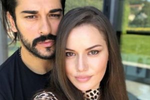 Fahriye Evcen'den aşk paylaşımı!