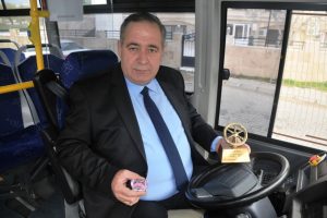 'D&uuml;r&uuml;st Ali' olarak tanınıyor
