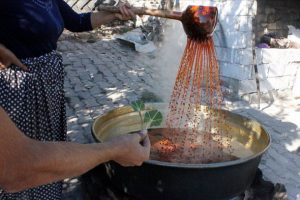 Pekmezden gelen lezzet: K&ouml;p&uuml;k