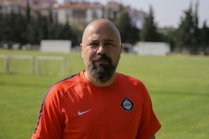 Altay'da g&ouml;zler Bursaspor ma&ccedil;ına &ccedil;evrildi