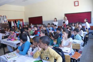 &Ouml;ğrencilere deprem &ccedil;antası ve eğitimi verildi