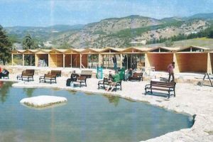 Termal cennetteki izinsiz yapılar yıkıldı