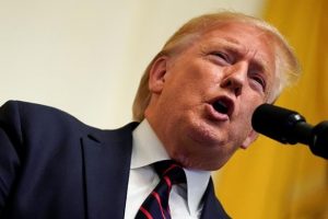 Trump o ismi vatana ihanet etmekle su&ccedil;ladı