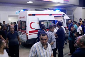 Silahlı kavgada kan aktı!