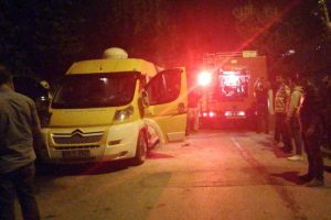 Bursa'da karavan alevlere teslim oldu