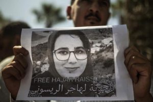 Faslı gazeteciye 'k&uuml;rtaj yaptırdığı i&ccedil;in' hapis cezası verildi