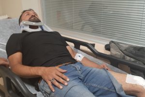Motosiklet polis otosuna &ccedil;arptı