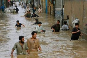 Pakistan'da sel: 7 &ouml;l&uuml;, 11 yaralı