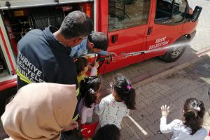 Miniklere itfaiye mesleği tanıtıldı