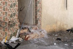 Freni patlayan kamyon mahalleyi savaş alanına &ccedil;evirdi