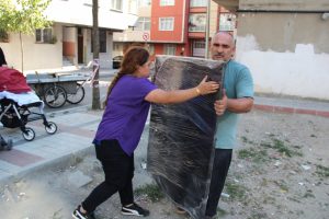 Bağcılar'da 5 katlı bina tahliye edildi