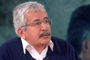 Ufuk Uras: Davutoğlu ile &uuml;lkenin durumu &uuml;zerine g&ouml;r&uuml;şme yaptık