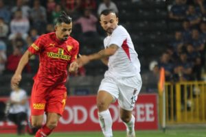 G&ouml;ztepe, gollerini kırmızı kart g&ouml;rd&uuml;kten sonra atıyor