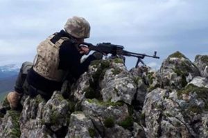 Hakkari'de bir ter&ouml;rist etkisiz hale getirildi