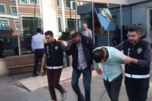 Ş&uuml;phe &uuml;zerine durdurulan şahıslar su&ccedil; makinesi &ccedil;ıktı