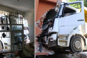 Kamyon binaya &ccedil;arptı! Faciadan kıl payı kurtuldu