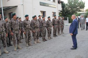 Ge&ccedil;ici g&ouml;revle Hakkari'ye giden Polisler i&ccedil;in kurban kesildi