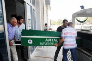 Diş hekiminin yanlış tedavi sonucu &ouml;ld&uuml;ğ&uuml; iddiası