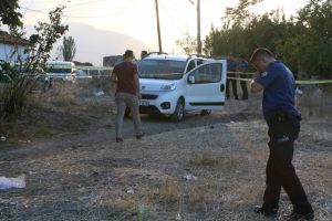 Manisa'da silahlı kavgada yaralanan şahıs kurtarılamadı