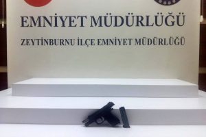 İstanbul Zeytinburnu'nda silahlı kavga kamerada