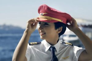 THY pilotu Bilge, kanseri yenerek g&ouml;klere d&ouml;nd&uuml;