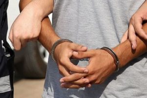 &Ccedil;aldığı ara&ccedil;la kaza yapınca başka bir ara&ccedil; &ccedil;almış