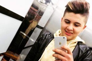 17 yaşındaki Berkay trafik kazasında &ouml;ld&uuml;