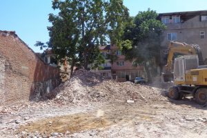 Bursa Osmangazi metruk binalardan temizleniyor