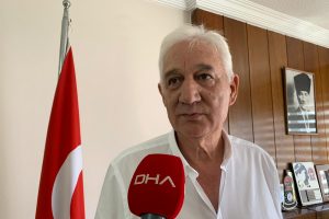 Dilber: &Ccedil;ocuk ve topun olduğu yerde belediyeler saha &uuml;retmeli