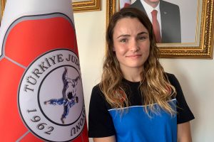 Milli judocu İrem Korkmaz: Ellerimi havada, madalyayı boynumda g&ouml;receksiniz