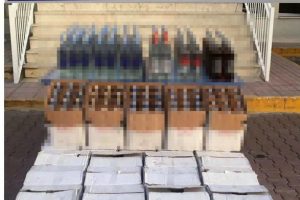 Kamyonette 456 litre sahte i&ccedil;ki ele ge&ccedil;irildi