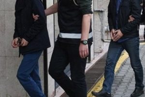 Şanlıurfa'da ter&ouml;r &ouml;rg&uuml;t&uuml; propagandasına 8 g&ouml;zaltı