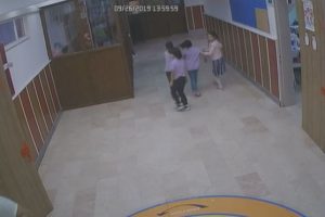 Sultangazi Belediye Başkanı'ndan depremin minik kahramanlarına ziyaret