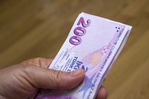 Y&uuml;ksek faizli krediyi yapılandırırken dikkat edin!