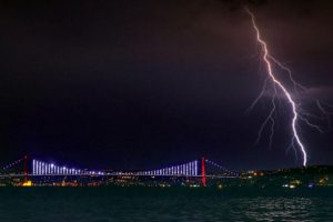 Bu gece ikinci dalga geliyor