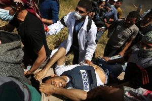 Gazze sınırındaki 'B&uuml;y&uuml;k D&ouml;n&uuml;ş Y&uuml;r&uuml;y&uuml;ş&uuml;'n&uuml;n ağır bilan&ccedil;osu
