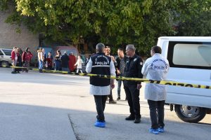 Eşine tacizle su&ccedil;ladığı eniştesini &ouml;ld&uuml;rd&uuml;