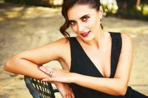 Aslıhan G&uuml;rb&uuml;z kendini doğaya verdi
