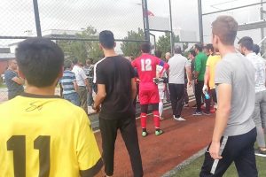 Amat&ouml;r ma&ccedil;ta arbede yaşandı