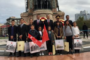 Taksim'de t&ouml;ren d&uuml;zenlendi