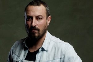 Onur Saylak, Tuba B&uuml;y&uuml;k&uuml;st&uuml;n'&uuml; sildirmedi