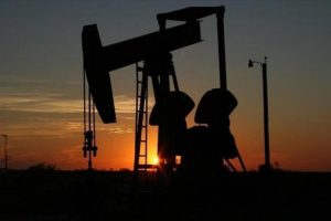 Brent petrol&uuml;n varili 58,74 dolar