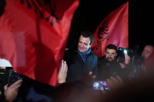 Kosova'da se&ccedil;imin galibi Albin Kurti'nin partisi