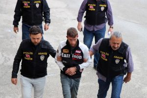 Eniştesini &ouml;ld&uuml;ren zanlı tutuklandı