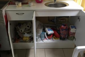 Okul kantinlerinde tarihi ge&ccedil;miş &uuml;r&uuml;nler imha edildi