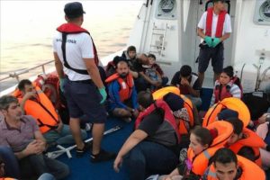 Edirne'de 2 g&uuml;nde 492 d&uuml;zensiz g&ouml;&ccedil;men yakalandı