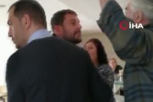 Doktor ile hasta yakını arasındaki yumruklu kavga kamerada