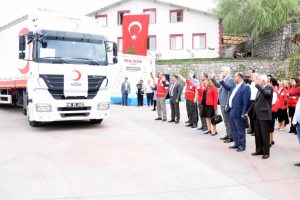 Kızılay, 1 milyon 100 bin et ve kıyma konservesini dağıtıyor