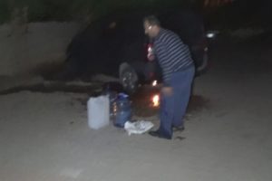Otomobil birden alev aldı