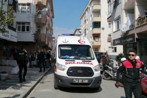 14 yaşındaki &ccedil;ocuk sokak ortasında vuruldu